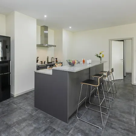 Lejlighed Modern By Interhome